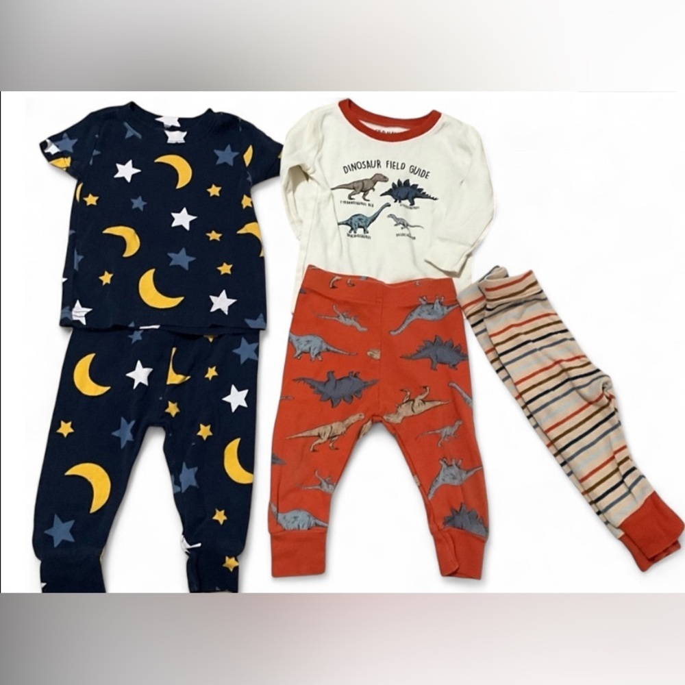 Old Navy Boys Dinosaur & Star Print Pajama Set 6-12M | 2-Pack PJs